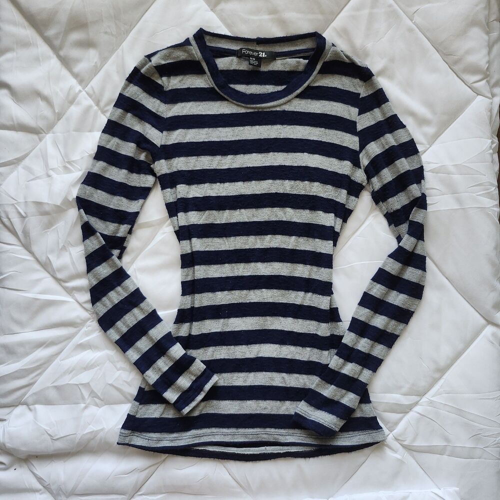 Forever 21 Navy Gray Striped Knit Long Sleeve Top Size M